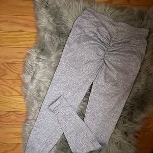 GREY SCRUNCH BUTT LEGGINGS BRAND NEW